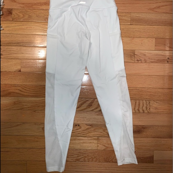 aerie high waisted white leggings - Picture 4 of 4